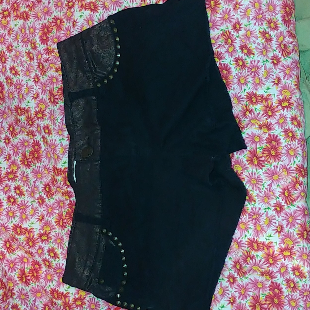 Daytrip Capricorn Jean shorts
